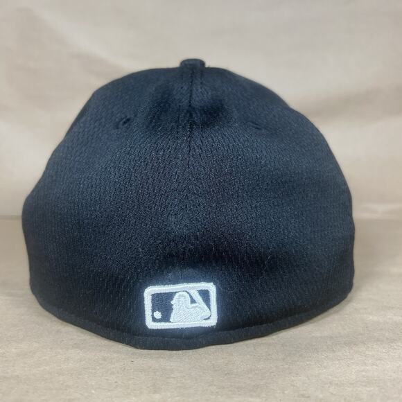 New Era 59 FIFTY 7 3/8 MLB Philadelphia Phillies Black Liberty Bell Fitted Hat - Picture 5 of 12